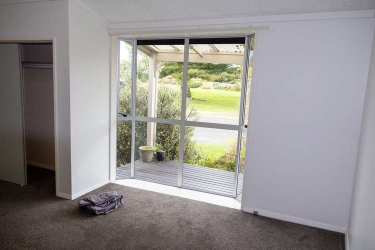94 Treadwell Street Springvale_11
