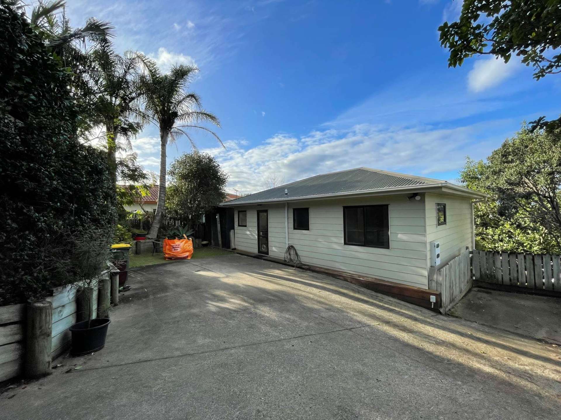 899a East Coast Road Northcross_0