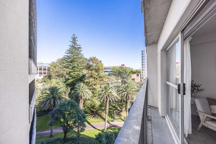 4a/18 Scotia Place Auckland Central_7