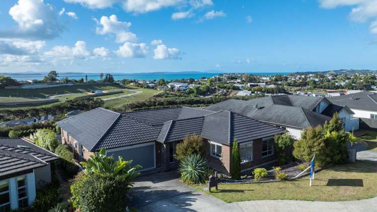 14 Ruth Craig Place Stanmore Bay_24