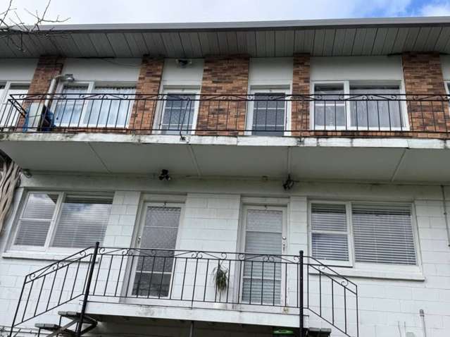 2 Bedroom Unit For Rent