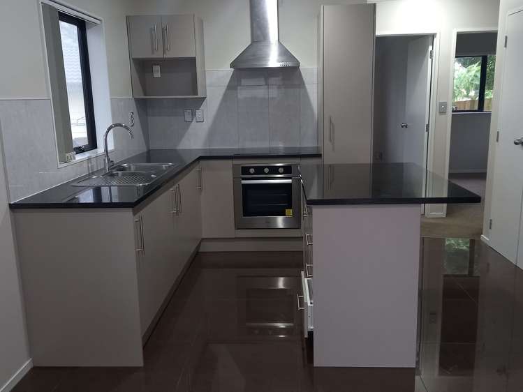 29 Charntay Avenue Clover Park_1