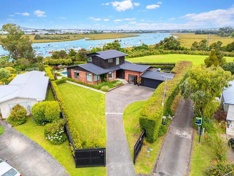 56 Covil Avenue Te Atatu South_30