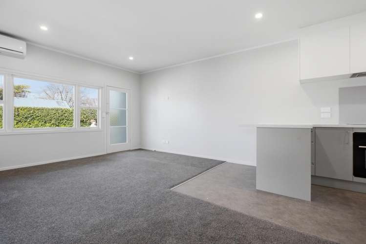 3/493A Devonport Road Avenues_1