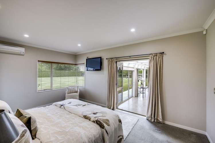 1316 Southland Road Longlands_16