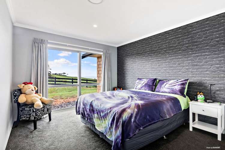 96 A Renall Road Pollok_18