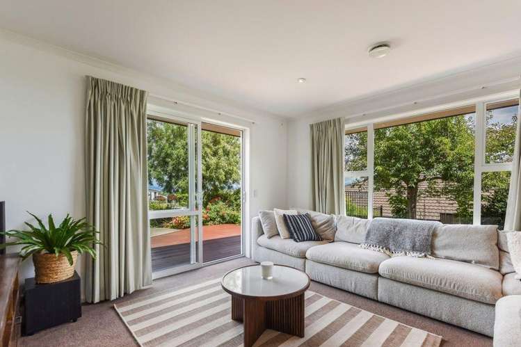 5 Norfolk Place 10816_3