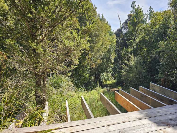 215 Clifton Road Kaiata_28