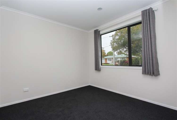 2/8A Rutherford Street 1053_14
