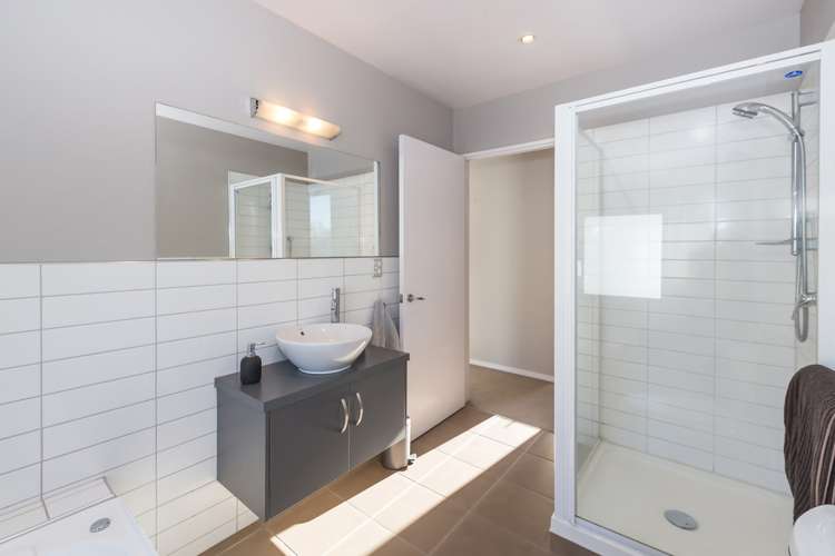 974a Colombo Street Saint Albans_12