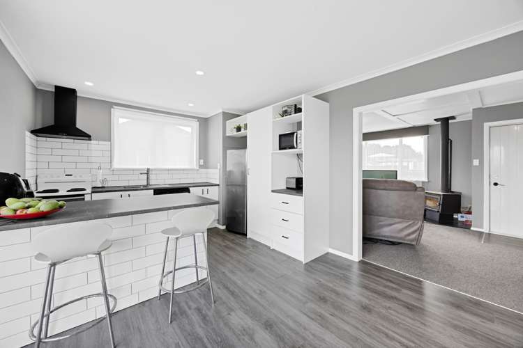 18 Whitcombe Road Opunake_6