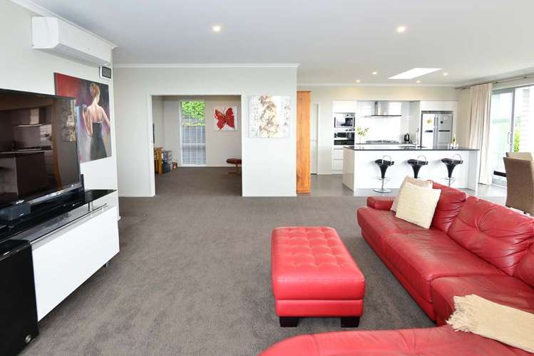 17 Woodridge Drive Stanmore Bay_17