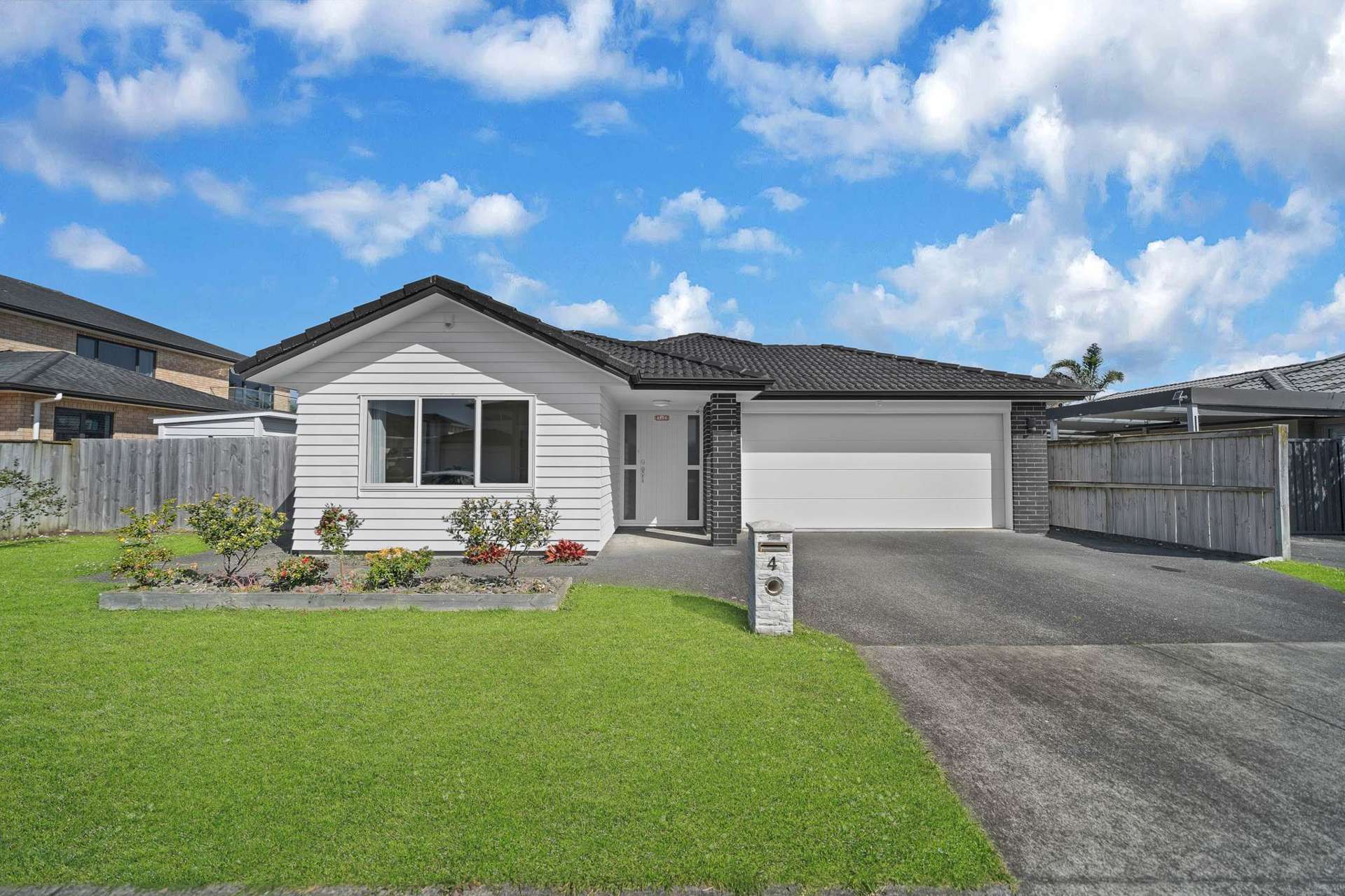 4 Iwinuku Crescent Wattle Downs_0
