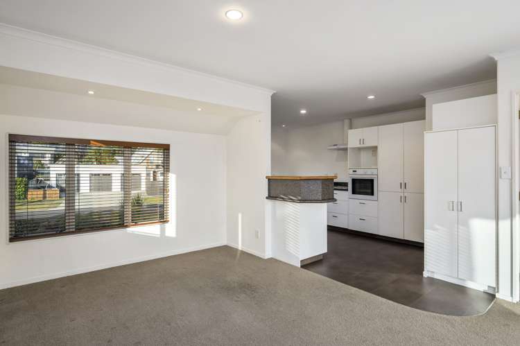 2 Pipi Street Taupo_6