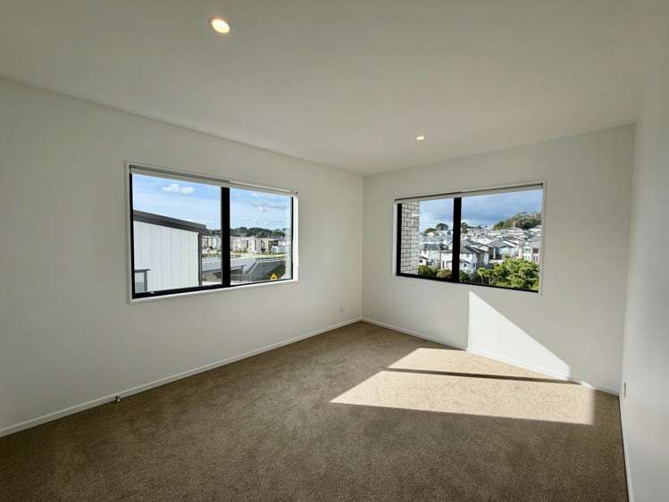 1 Karamu Street Flat Bush_13