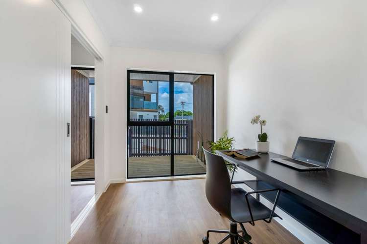 8,9,10/25 Griffen Park Road Mt Roskill_24