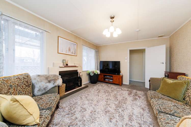 30 Churchill Avenue Feilding_6