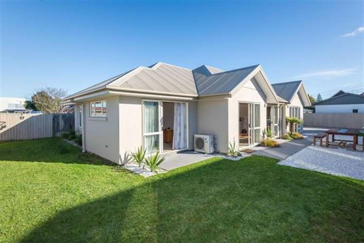 2 Ashtead Lane Sockburn_18