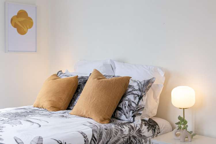 51 Scarborough Terrace Mount Victoria_19