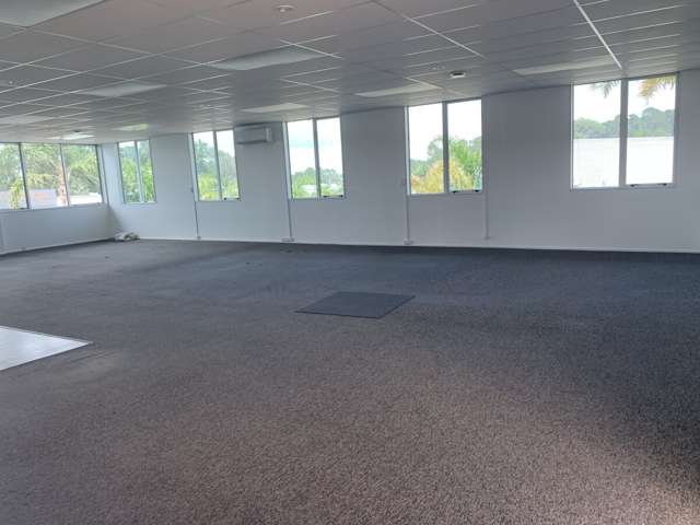 Unit 3, 25 Apollo Drive Rosedale_2