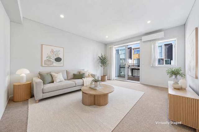Convenient, Spacious & Sun-Drenched!