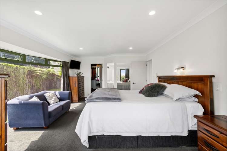 16a Burns Street Westown_10