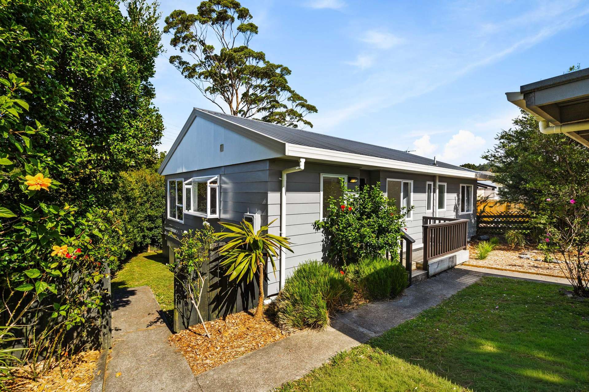 41 Meadowvale Rise Titirangi_0