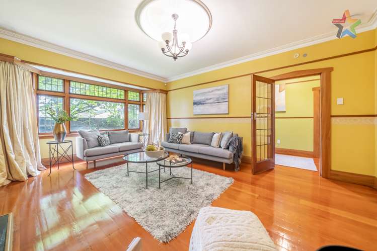 30 Ludlam Crescent Woburn_2