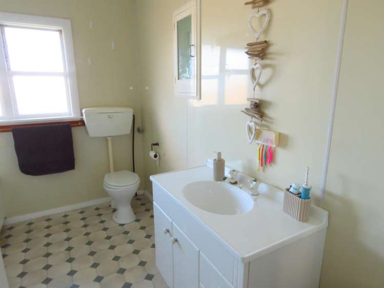 2 Larsen Street Cape Foulwind_7