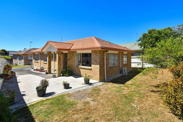 Family Home Near Auckland Airport