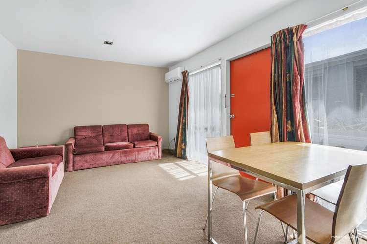 2/18 Lorne Street Melville_4