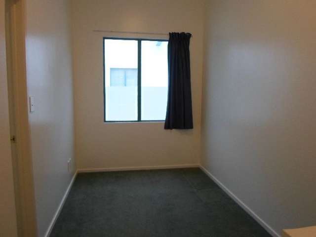 2l/68 Mokoia Road Birkenhead_2