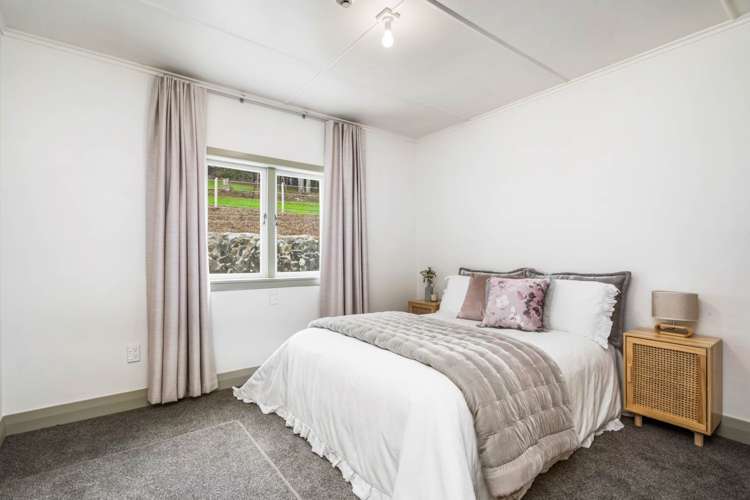 3 Memorial Drive Parahaki_5