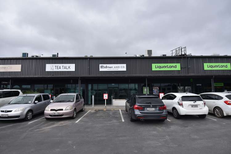 Shop 3/120 Hobsonville Road Hobsonville_1