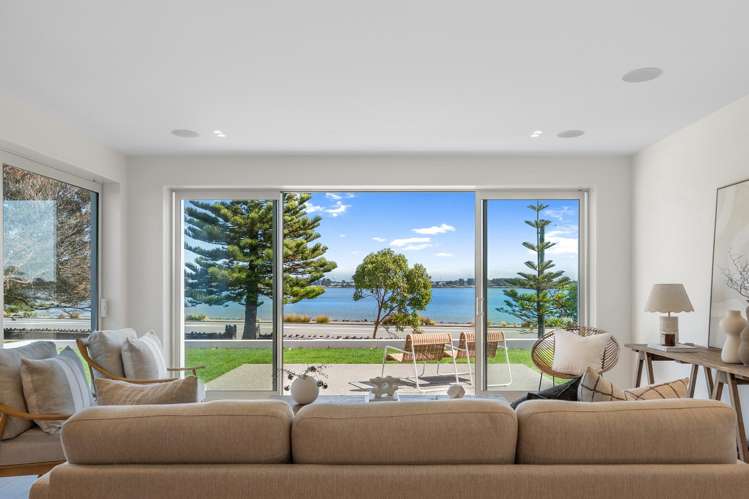 2/1 The Brae Mt Pleasant_3