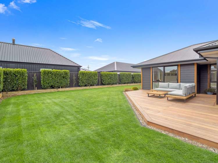 4 Verdeco Boulevard Lincoln_30