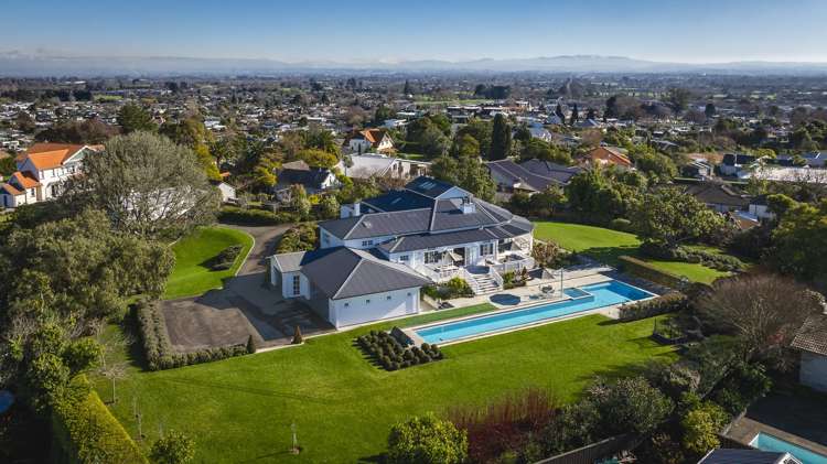 59 Busby Hill Havelock North_29