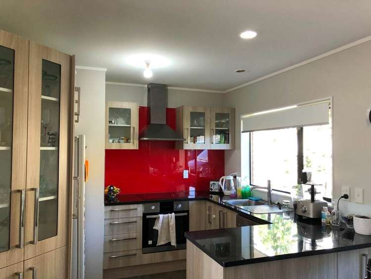 1/8 Lizzie Lane Clover Park_3