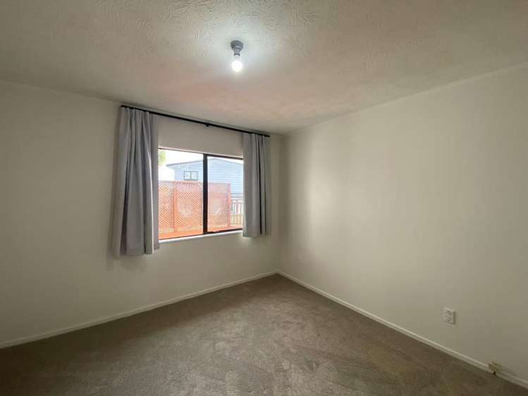 23 Greenstone Place 10666_7