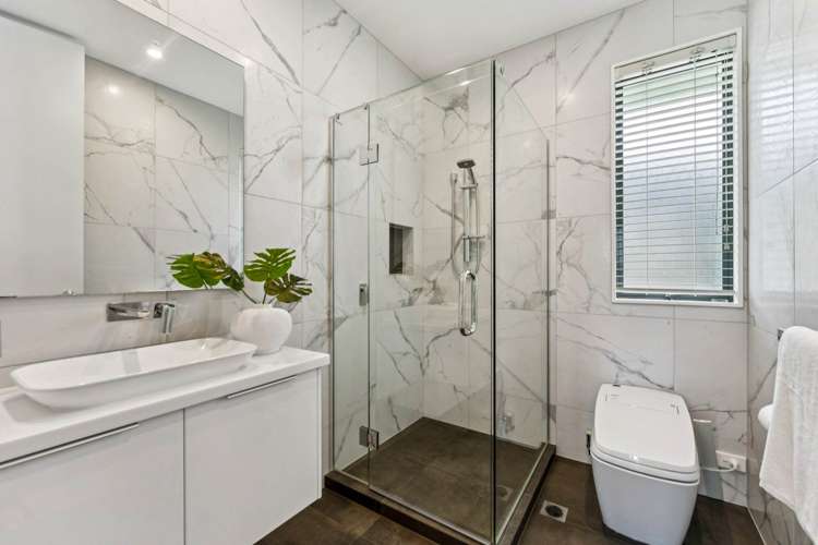 7 Elsfield Place Torbay_21