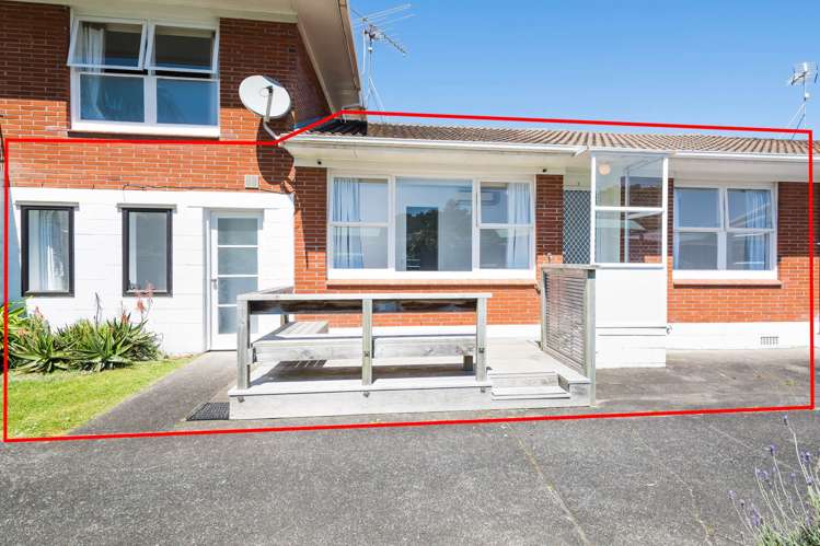 2/774 Beach Road Browns Bay_1