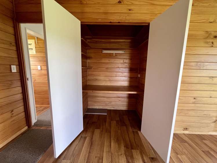 16 Factory Road Waimana_5