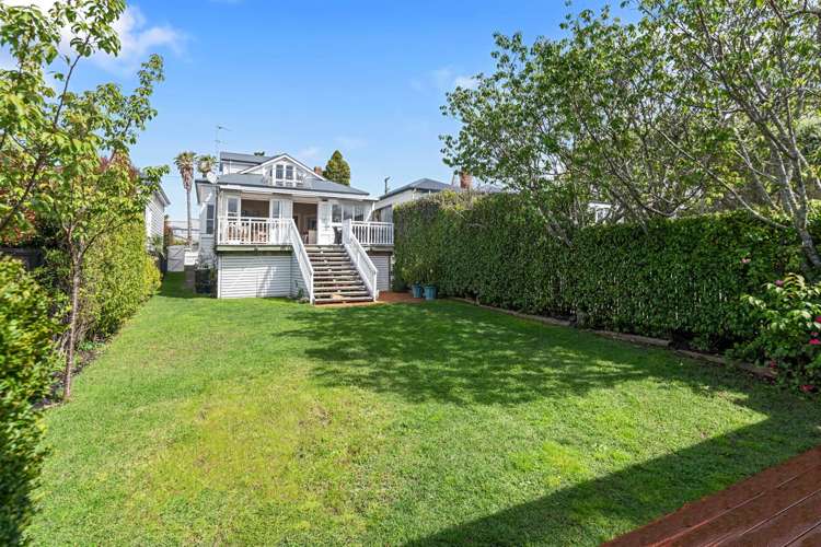 114 Calliope Road Devonport_29