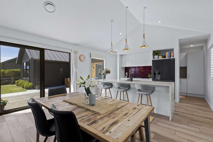 12 Kinross Lane Jacks Point_5