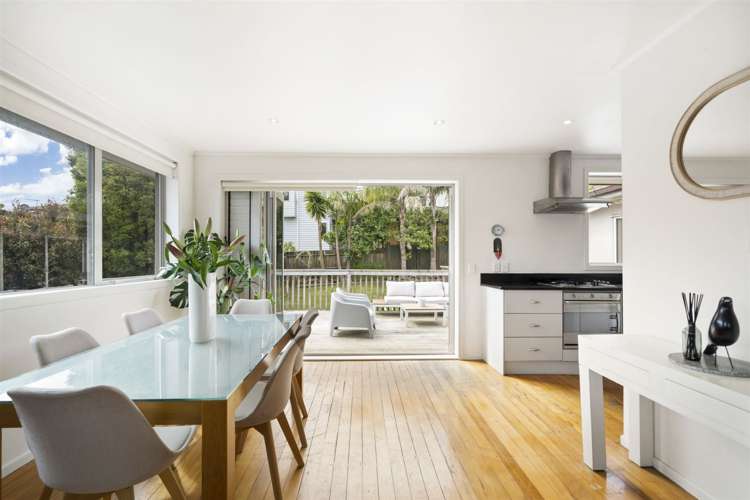 1 Selwyn Crescent Forrest Hill_3