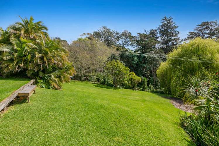 7C Hobbs Road Matakatia Bay_35