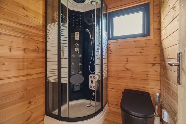215 Tahanga Road Lake Ohia_27