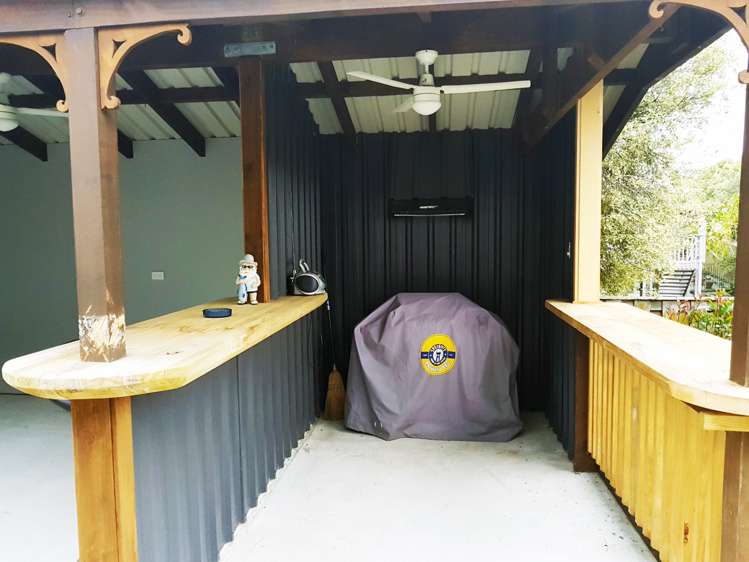 44 Kelman Road Kelston_2