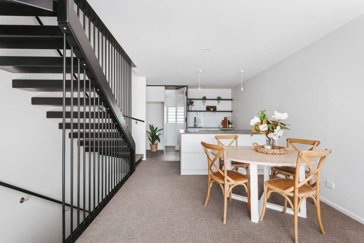 3/17 Victoria Road_0
