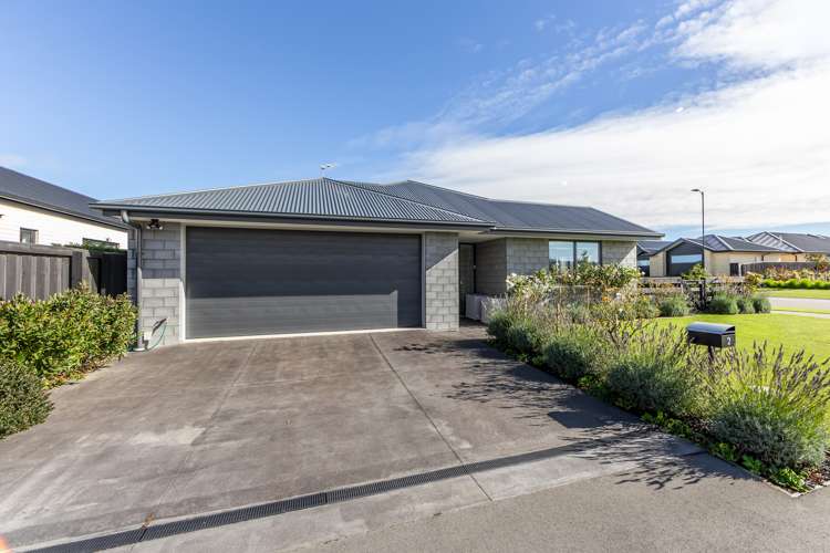 2 Biggles Place Lincoln_21